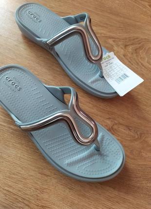 Crocs