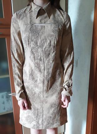 Стильное платье