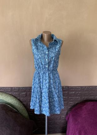 Плаття сукня розмір xs s квітковий принт небесно-голубого кольору