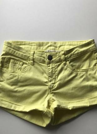 Шорти