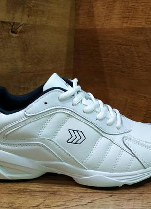 Подростковые кожаные кроссовки restime р. 38