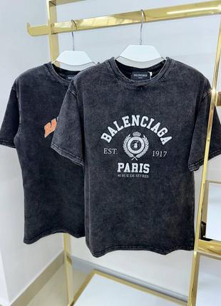 Футболка balenciaga
