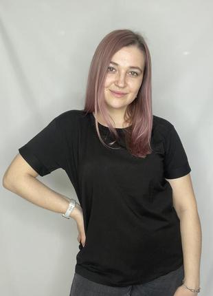 Базова футболка