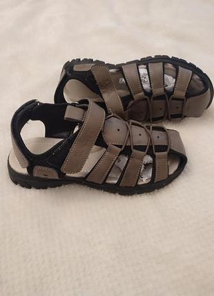 Нові. босоніжки на хлопчика 22 см. сандалі для хлопчика2 фото