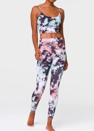 Топ onzie yoga belle cami earth tie dye crop cami