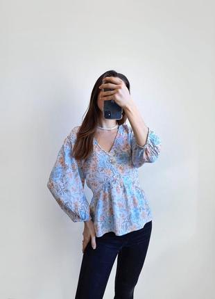 Цветочная блуза в пастельных оттенках warehouse1 фото