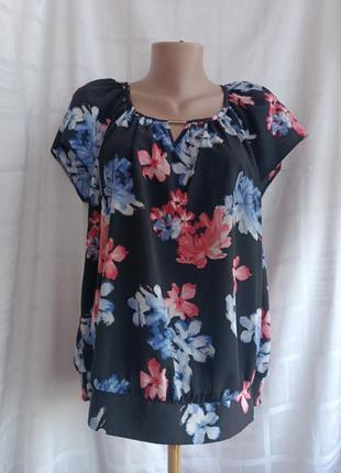 Блуза в цветочный принт