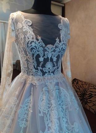 Дизайнерська весільна сукня ручної роботи5 фото
