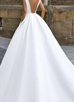 Дизайнерська весільна сукня від oksana mukha розмір 385 фото