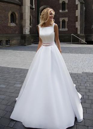 Дизайнерська весільна сукня від oksana mukha розмір 383 фото