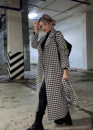 Трендовый длинный овесайз oversize пальто в принт гусиная лапка с поясом