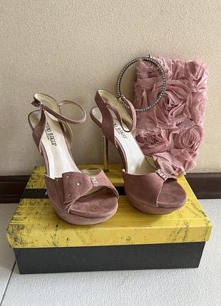 Antonio biaggi босоніжки та клатч