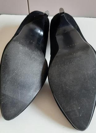 Велюровые туфли женские на каблуке черные 36 размер.4 фото