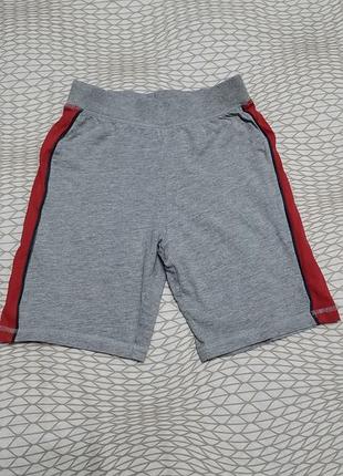 Шорти