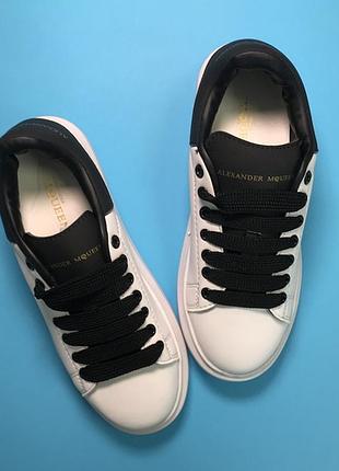 Новинка! женские кожаные кроссовки супер качества alexander mcqueen white black