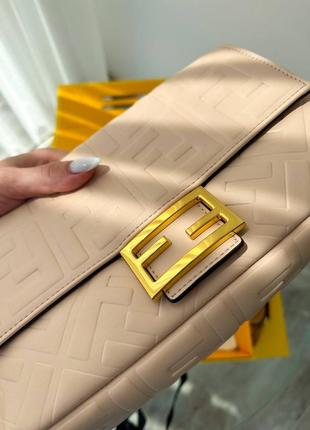 Женская сумка в стиле фенди багет fendi9 фото