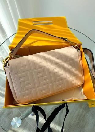 Женская сумка в стиле фенди багет fendi8 фото