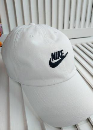Белая кепка бейсболка 100% хлопок с логотипом  nike u nsw h86 cap futura washed6 фото