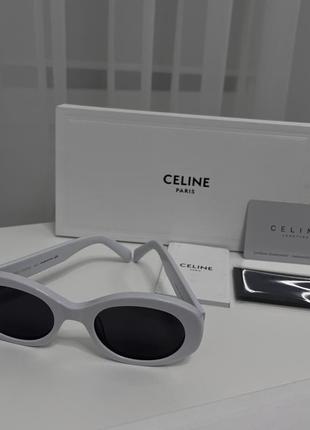 Стильная трендовые фирменные белые солнцезащитные очки