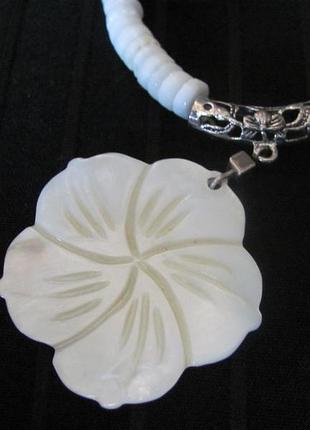 Перламутрове прикраса