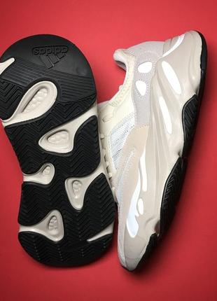 Новинка! чоловічі кросівки adidas yeezy boost 700 analog5 фото