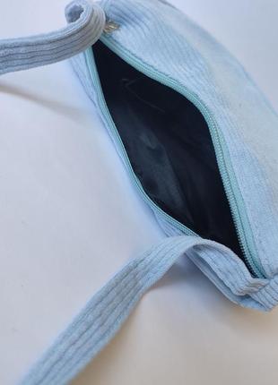 Голубая вельветовая сумочка багет10 фото