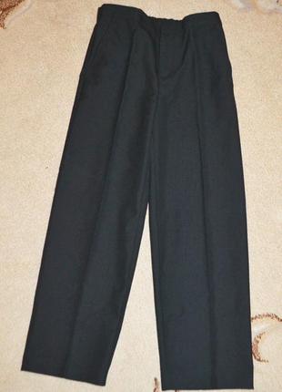 Брюки шкільні back tu school р. 9 і 10 років 134 і 140 див.