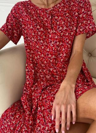 Штапельне червоне плаття у квітковий принт2 фото