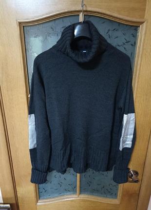 Шикарний светр з м'якої вовни від joop