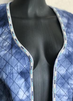 Хлопковый пиджачок украшен бусинами3 фото