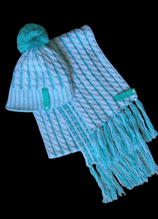 Adidas женский пуховик шапочка и шарф2 фото