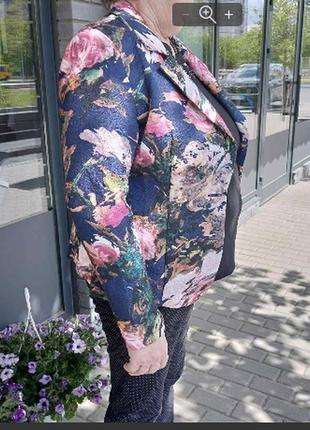 Жіночий однобортний піджак1 фото