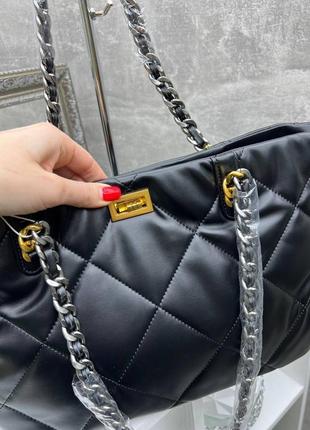 Женская большая сумка на цепочке на плечо черная стеганная сумка7 фото