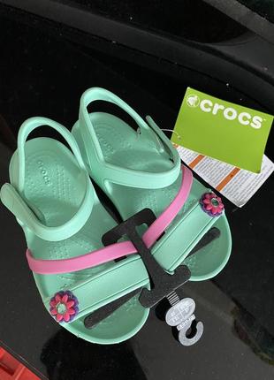 C9 босоножки lina sandal crocs. оригинал.3 фото