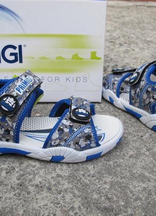 Нові сандалії primigi італія