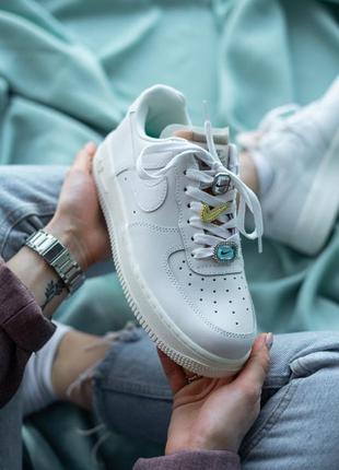 Жіночі кросівки nike air force 1 white beige 4 знижка sale / smb