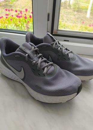 Кросівки nike revolution 5