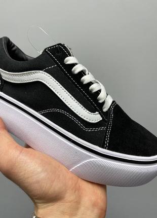 Кроссовки Shoes vans Pride Otw Gallery Men's T-Shirt black white6 фото
