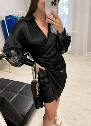 Сукня з вишивкою zara🖤🖤🖤