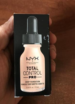 Жидкая тональная основа для лица nyx professional makeup total control pro 05 light 13 мл3 фото