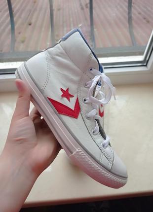 Кожаные кроссовки converse