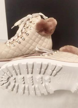 Зимние ботинки