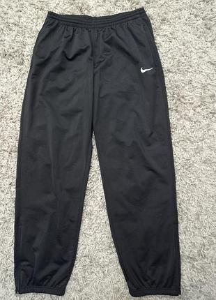 Фирменные спортивные штаны nike