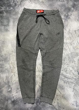 Спортивные штаны nike tech fleece1 фото