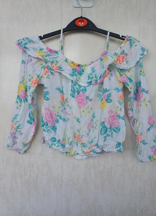 Літня укорочена блуза з віскози в квітковий принт