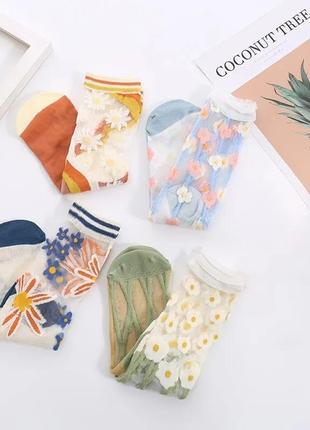 Набор прозрачных носков с цветочной вышивкой1 фото