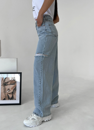 Широкие джинсы с боковыми разрезами2 фото