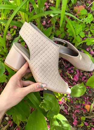 Эксклюзивные босоножки женские натуральная итальянская кожа и замша на каблуке