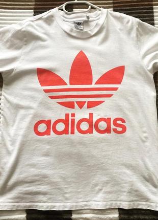 Футболка adidas