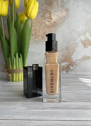 Тональная основа givenchy prisme libre skin-caring glow foundation2 фото